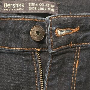 Bershka Jeans Size 28